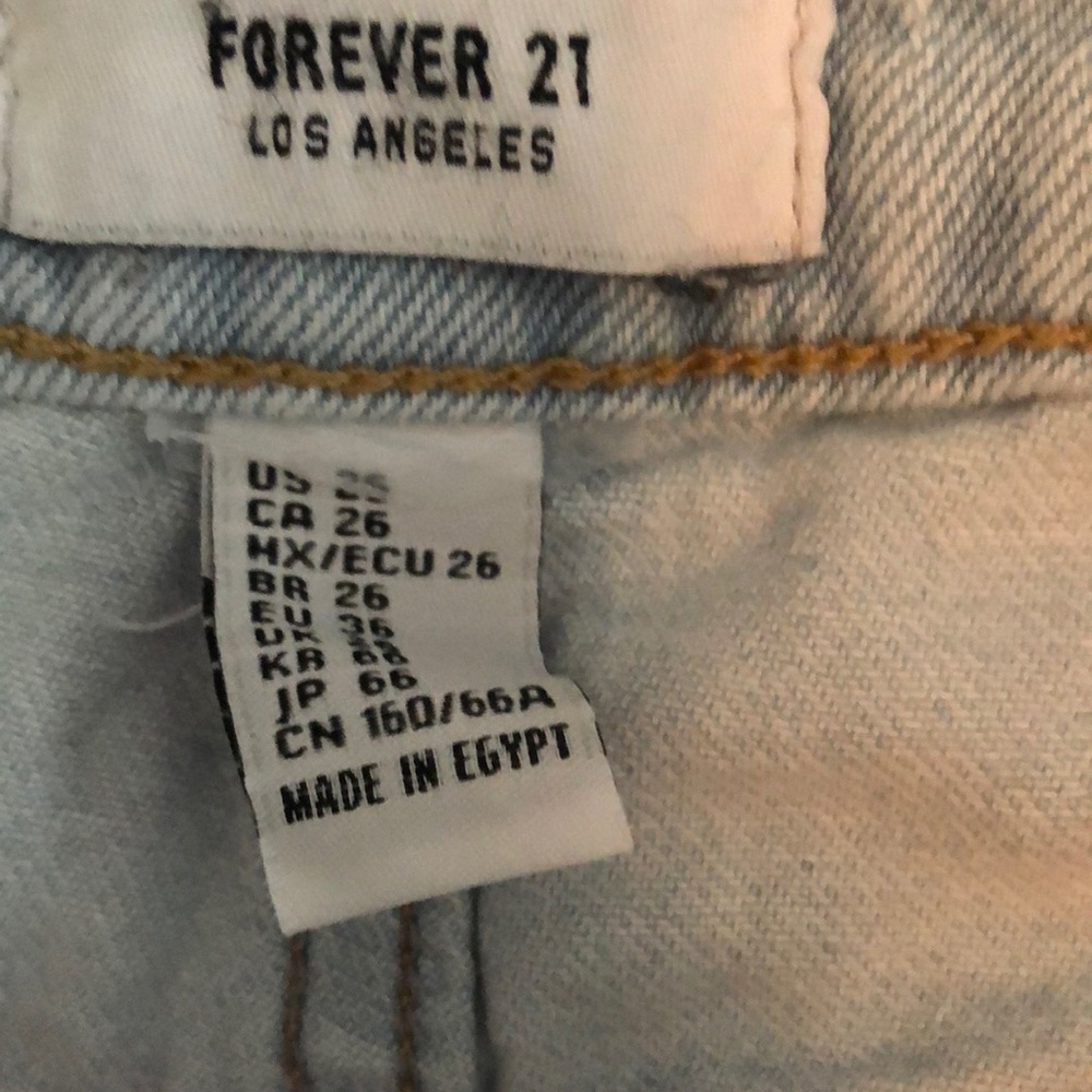 shorts - Picture 2 of 5